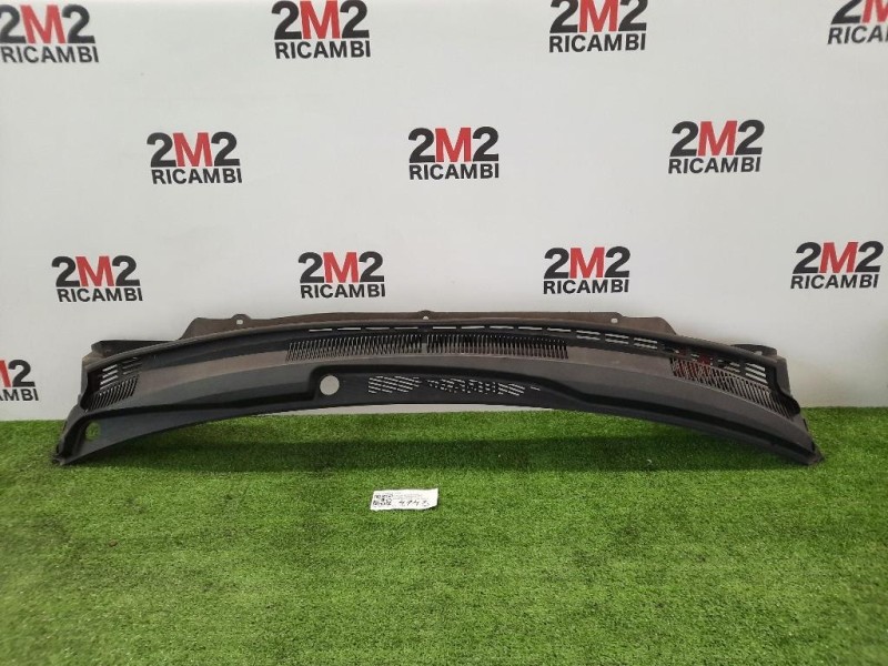 Griglia Copertura Cunetta Acqua 7233051K115PK SOTTOPARABREZZA Suzuki Splash 2008