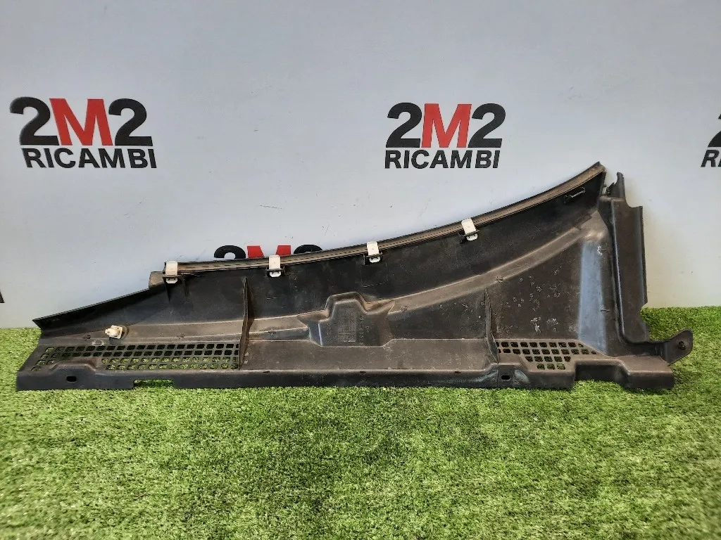 Griglia Copertura Cunetta Acqua DX 156073236 DX Alfa Romeo 159 2006