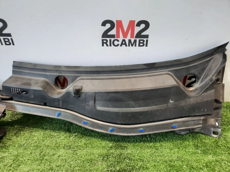 Griglia Copertura Cunetta Acqua DX BJS7507R0A Mazda 3 III 2016