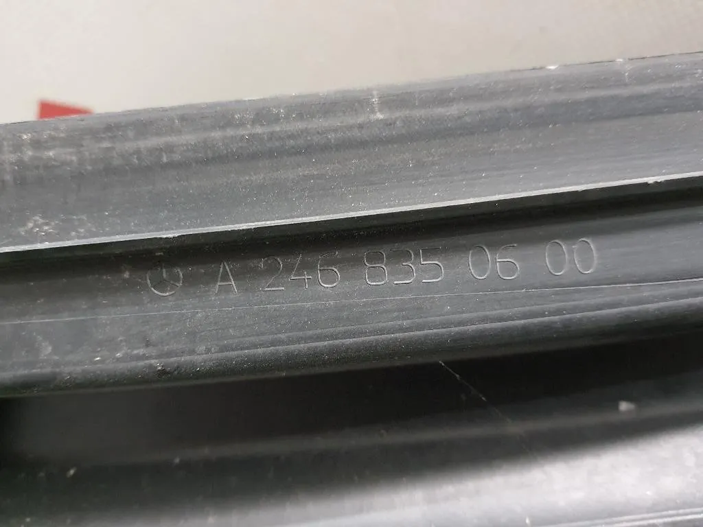 Griglia Copertura Cunetta Acqua DX A2468350600 Mercedes Classe B W246 2012