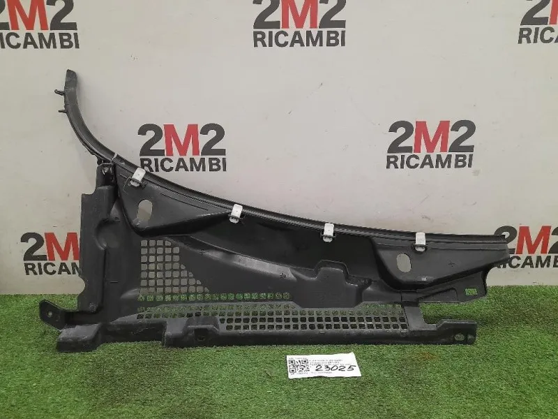 Griglia Copertura Cunetta Acqua SX 156063371 SX Alfa Romeo 159 2006