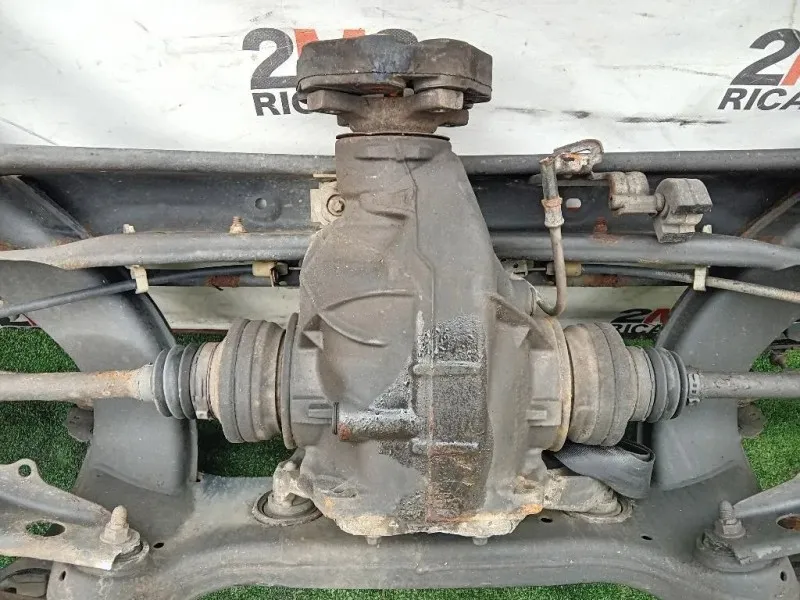 Assale POST A2043500141 Mercedes Classe C W204 2011