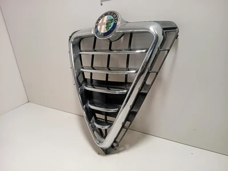 Griglia DI Ventilazione Paraurti ANT 156085889 Alfa Romeo Giulietta 2010