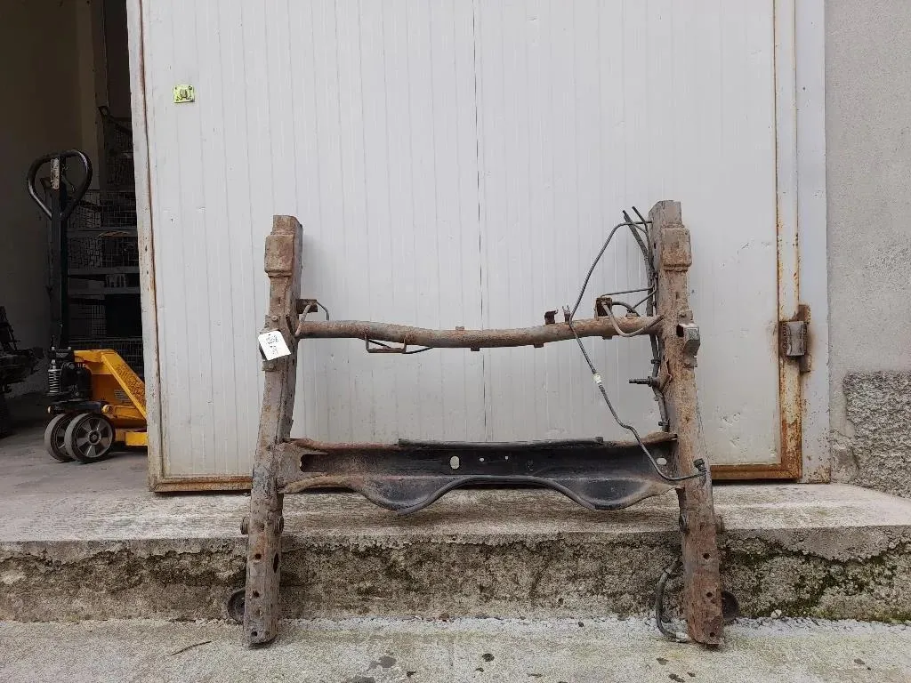 Assale POST NP300 D30033X01E Nissan Navara 2010