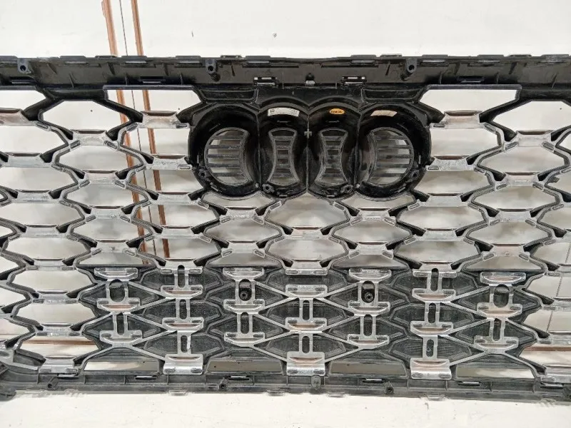 Griglia DI Ventilazione Paraurti ANT 83F853651B Audi Q3 8UB 2012