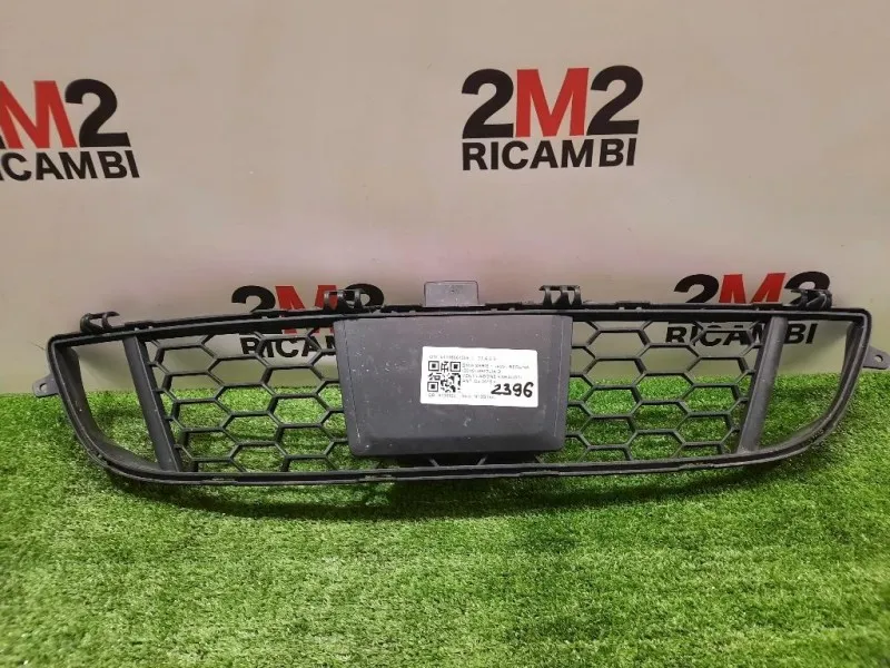 Griglia DI Ventilazione Paraurti ANT 51118061306 Bmw Serie 1 F20 Berlina 2015