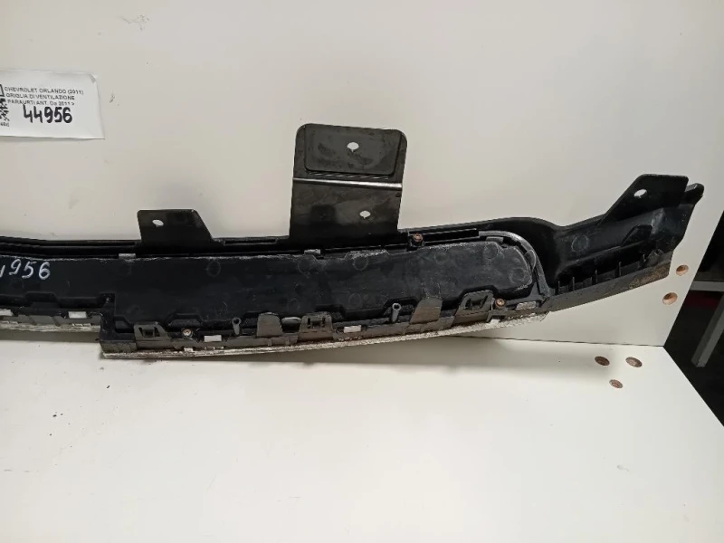 Griglia DI Ventilazione Paraurti ANT 95471003 Chevrolet Orlando 2011