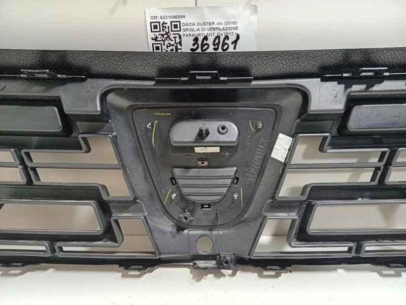 Griglia DI Ventilazione Paraurti ANT 623109659R Dacia Duster II 2018