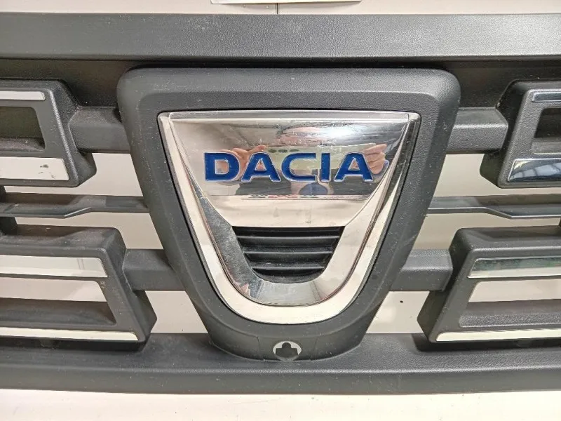 Griglia DI Ventilazione Paraurti ANT 623109659R Dacia Duster II 2018