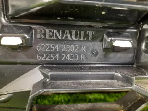 Griglia DI Ventilazione Paraurti ANT 622542302R 622547433R Dacia Duster II 2021