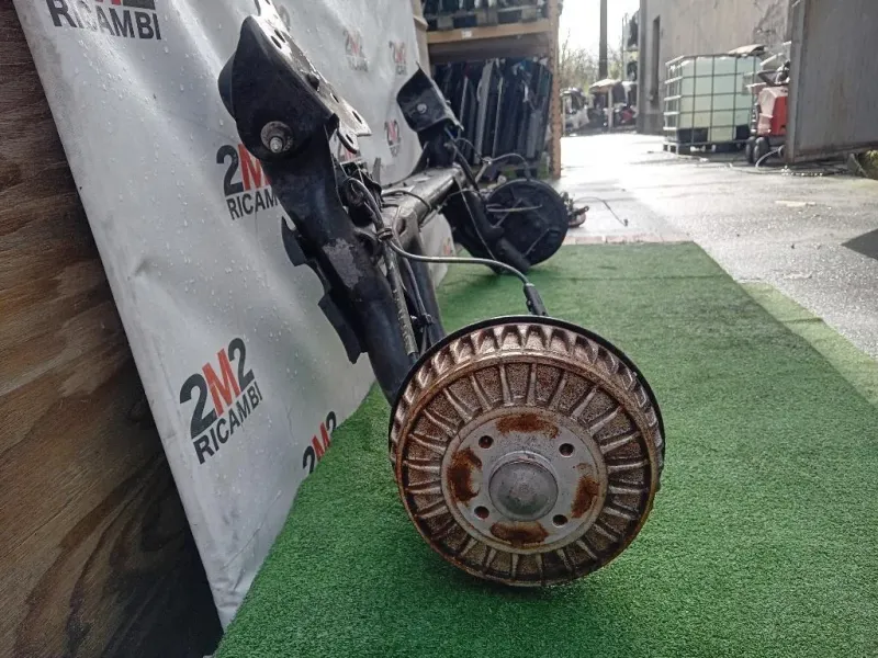 Assale POST 555011803R Renault CLIO IV 2016