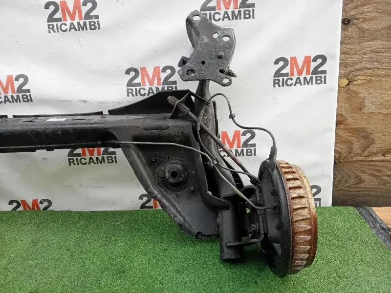 Assale POST 555011803R Renault CLIO IV 2016