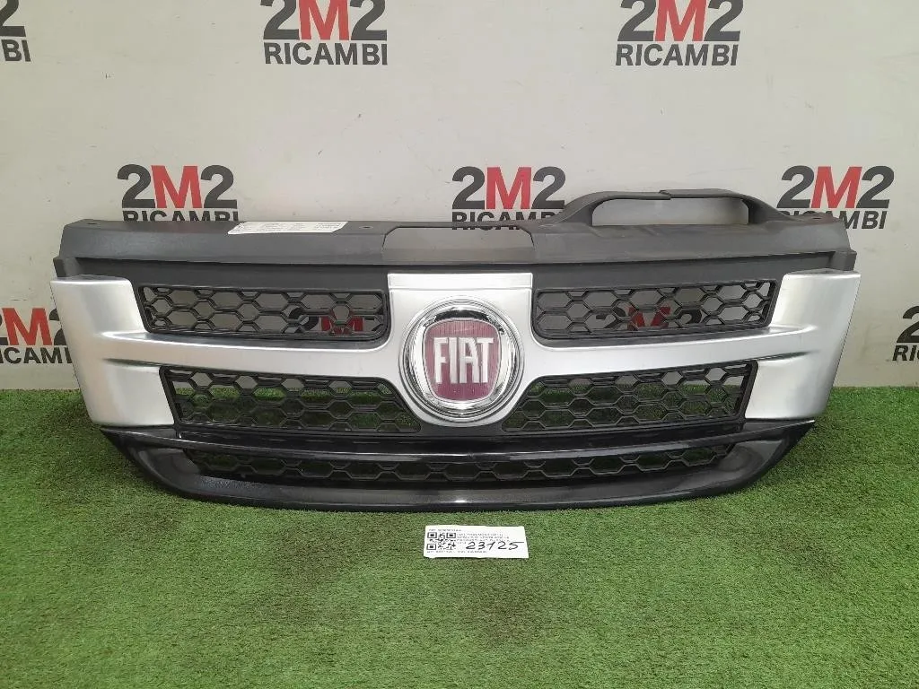 Griglia DI Ventilazione Paraurti ANT 55000802AA Fiat Freemont 2011