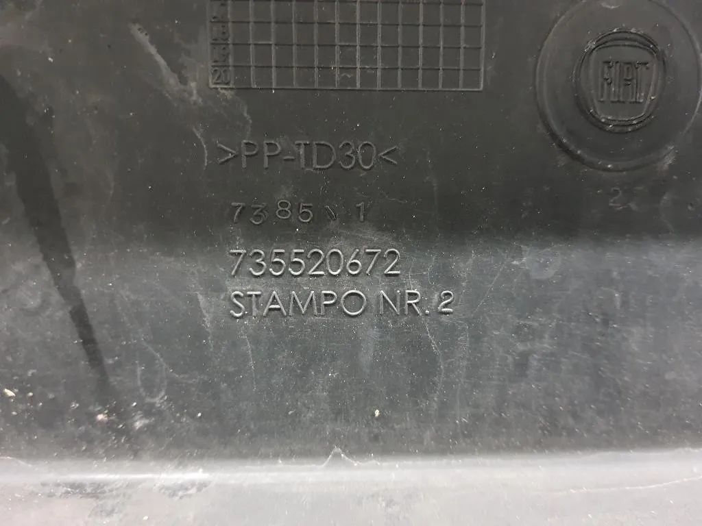 Griglia DI Ventilazione Paraurti ANT 735520672 Fiat Panda III 2012