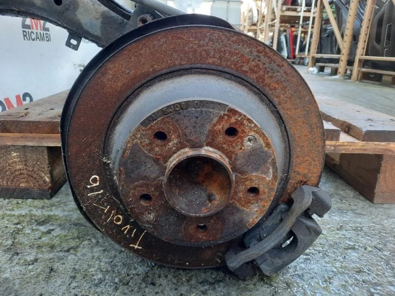 Assale POST  Ssangyong Tivoli 2015