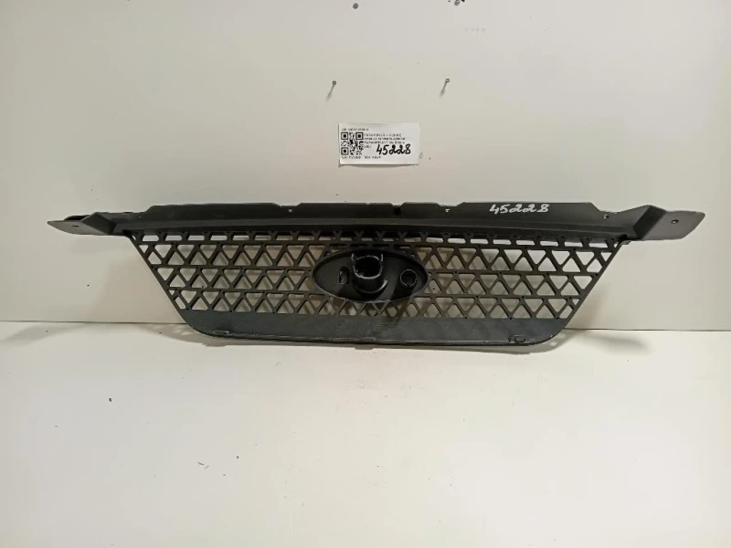 Griglia DI Ventilazione Paraurti ANT 6M5Y-8138-A Ford Focus II 2005