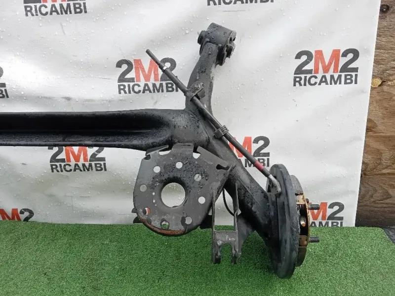 Assale POST 421100D310 Toyota Yaris IV 2012