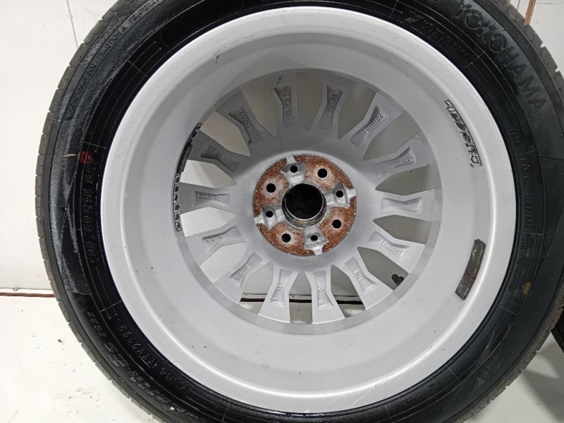 Assale POST  Toyota Yaris IV 2014