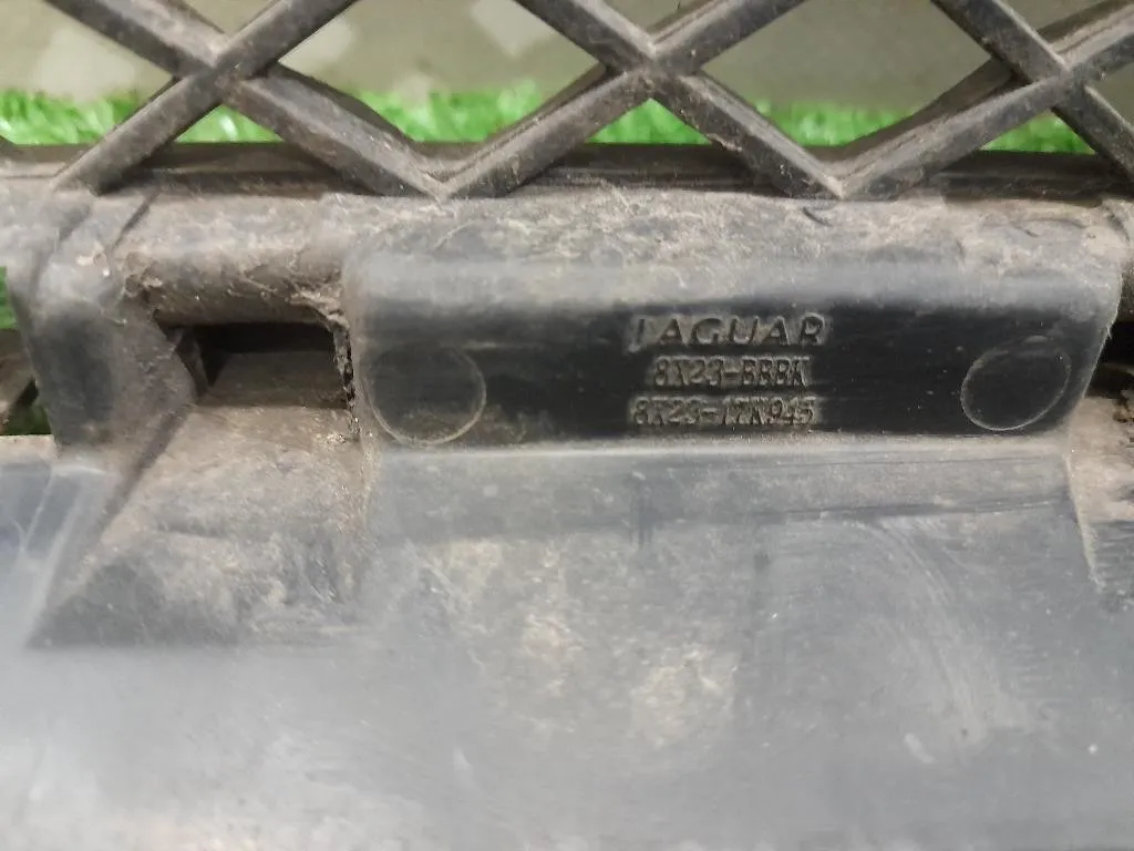 Griglia DI Ventilazione Paraurti ANT 8X2317K945 Jaguar XF I 2008