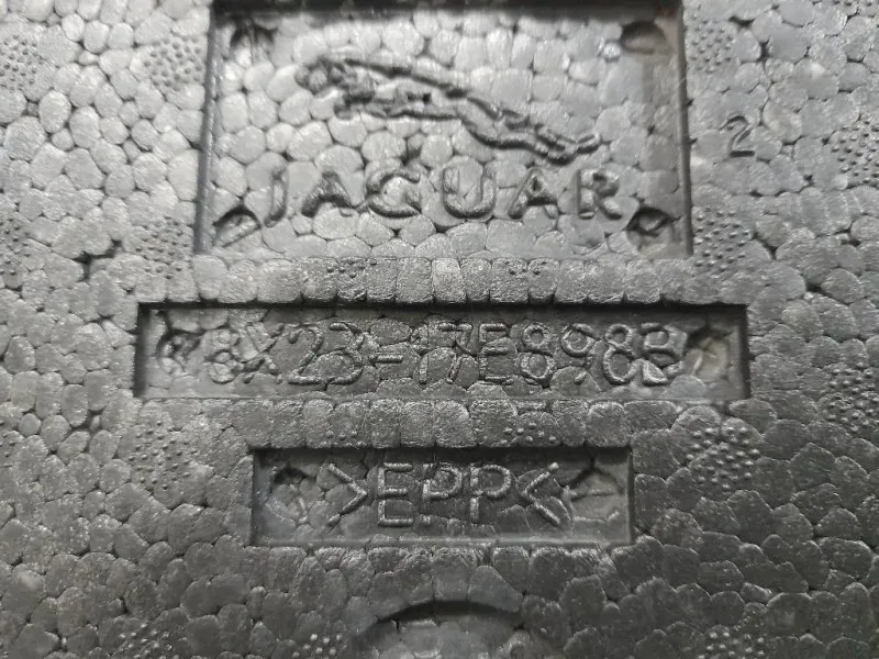 Assorbitore Paraurti ANT 8X2317E898B Jaguar XF I 2008