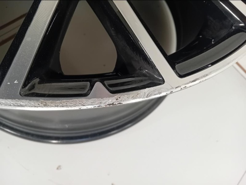Cerchio Ruota ANT DX 670266366 MASERATI GRANTURISMO 2025 Maserati Ghibli 2014