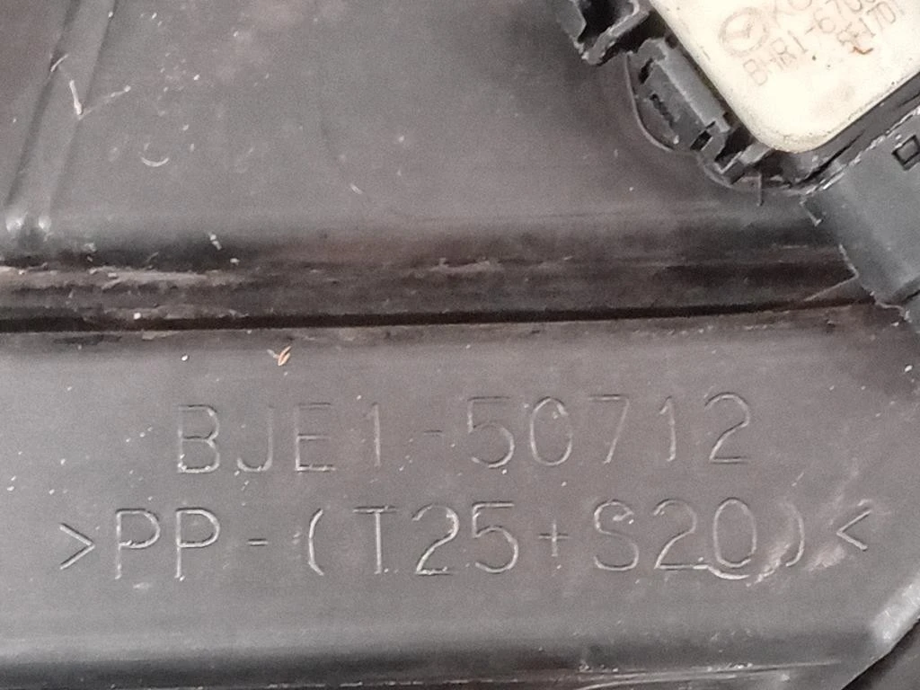 Griglia DI Ventilazione Paraurti ANT BJE1-50712 Mazda 3 III 2016