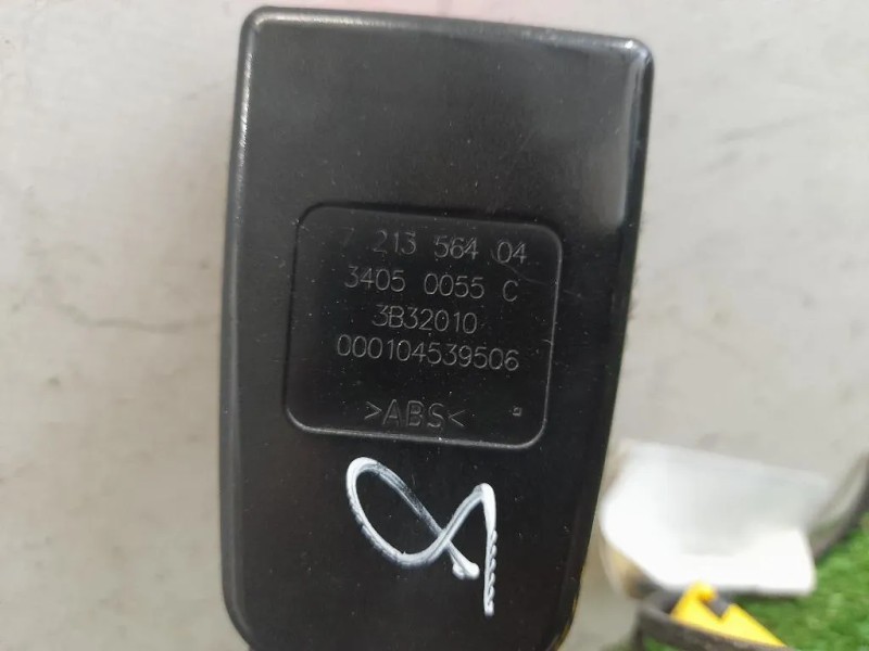 Attacco Cintura ANT DX 72117213564 Bmw Serie 1 E87 Berlina 2005