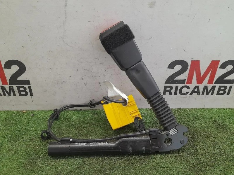 Attacco Cintura ANT DX 72117213564 Bmw Serie 1 E87 Berlina 2005