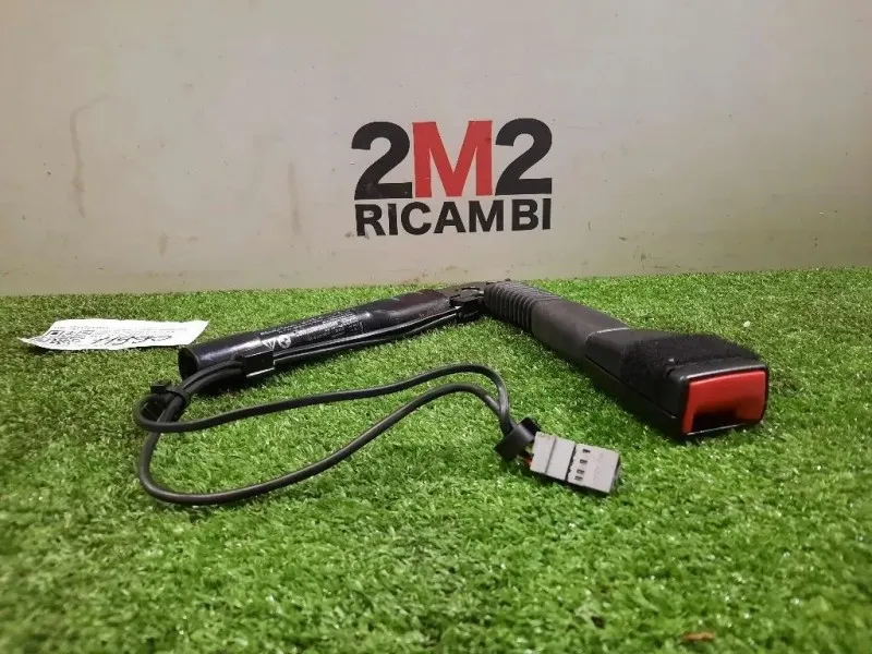 Attacco Cintura ANT SX 72117213563 SX Bmw Serie 1 E87 Berlina 2005