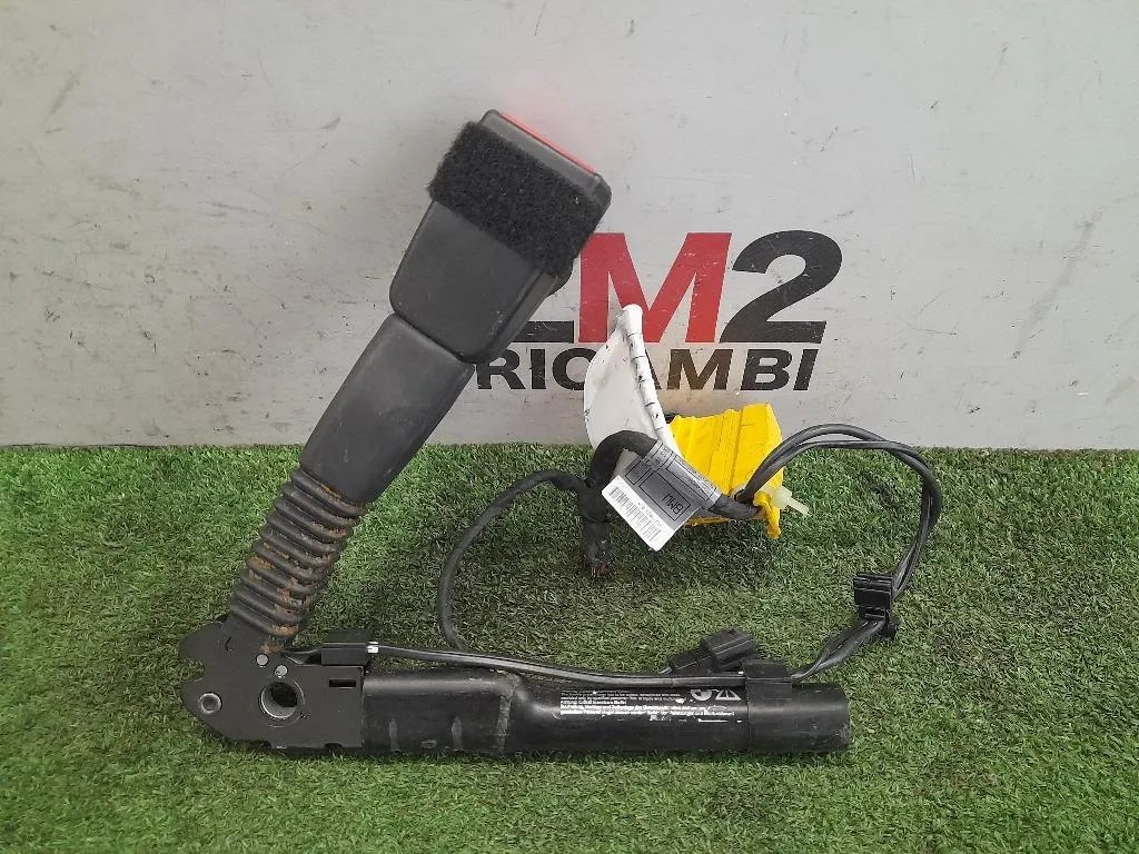 Attacco Cintura ANT SX 72117213563 Bmw Serie 1 E87 Berlina 2005