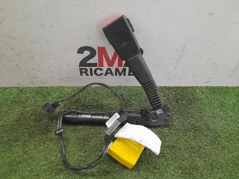 Attacco Cintura ANT SX 72117213563 Bmw Serie 1 E87 Berlina 2005