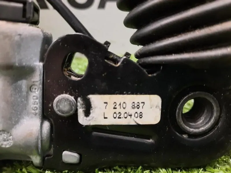 Attacco Cintura ANT SX 72117210887 SX Bmw Serie 5 E60 Berlina 2004