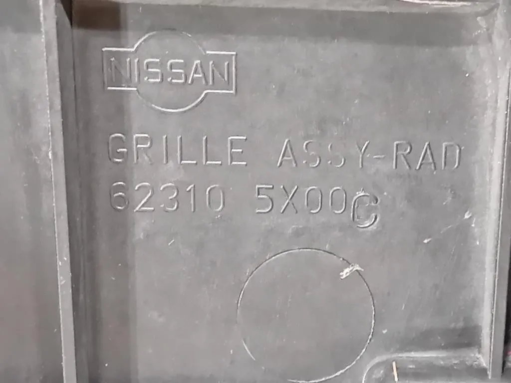 Griglia DI Ventilazione Paraurti ANT 623115X00B Nissan Navara 2005