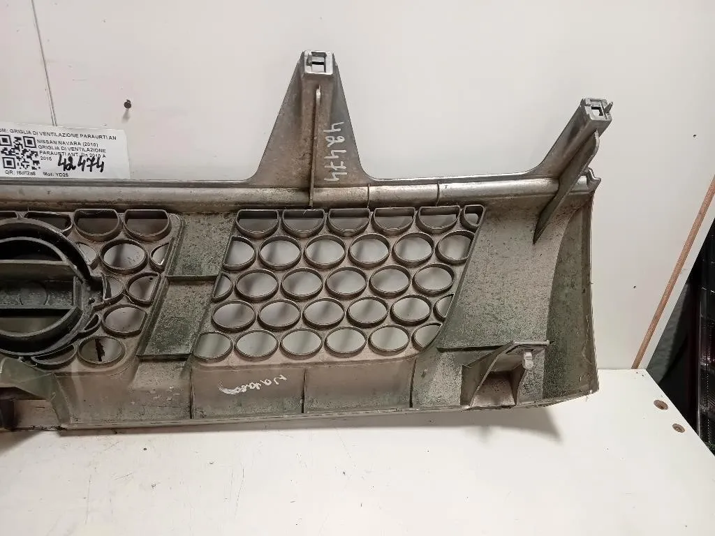 Griglia DI Ventilazione Paraurti ANT GRIGLIA DI VENTILAZIONE PARAURTI ANT Nissan Navara 2010
