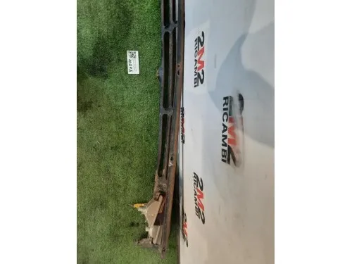 Griglia DI Ventilazione Paraurti ANT Nissan Patrol 1983-1988