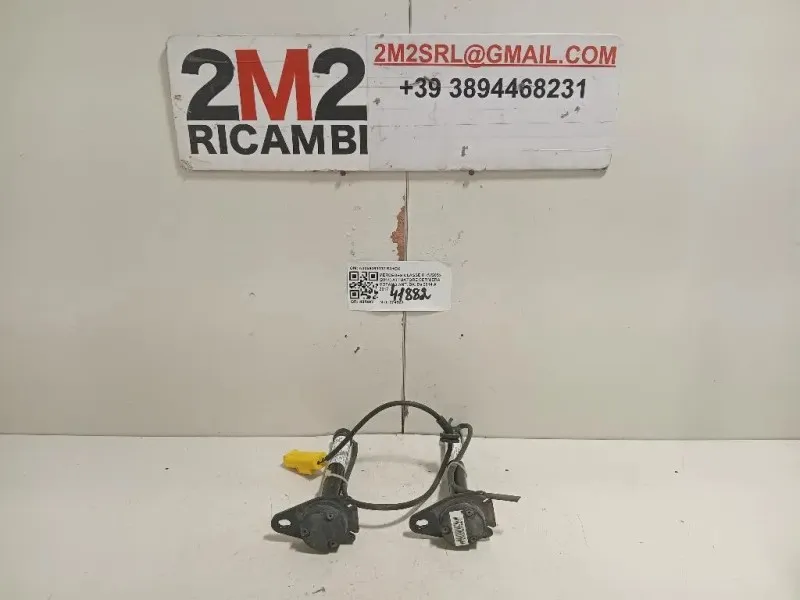 Attuatore Cerniera Cofano ANT DX A2059060002 SX+DX Mercedes Classe C W205 2014