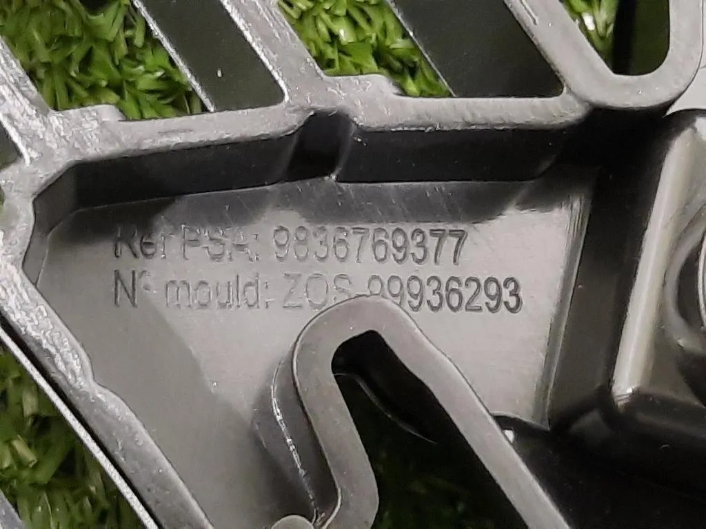 Griglia DI Ventilazione Paraurti ANT 9836769377 Peugeot 3008 II 2016