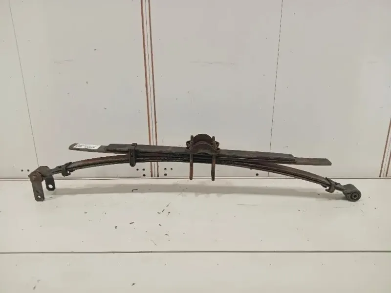 Balestra POST SX BALESTRA POST DX Nissan Navara 2010