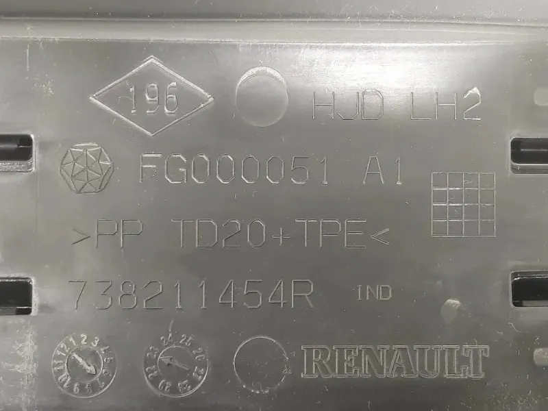 Barra Portapacchi Tetto SX LATO SINISTRO 738211454R Dacia Duster I 2014