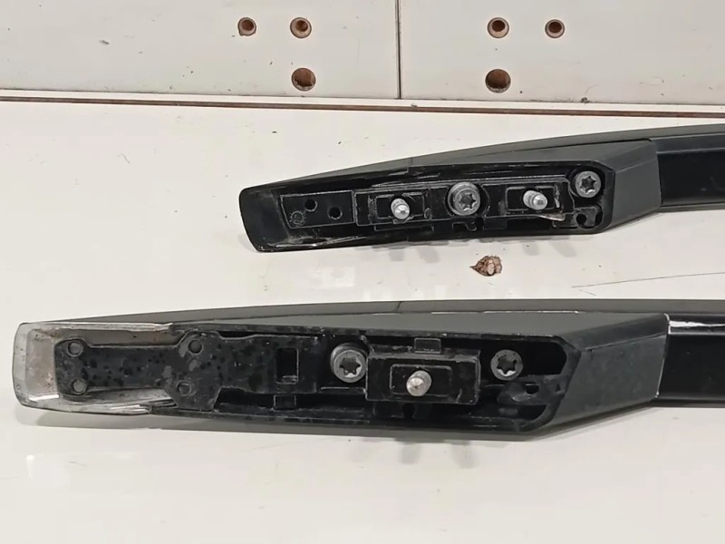 Barra Portapacchi Tetto A1668900400 DX+SX Mercedes Classe GLE W166 2015