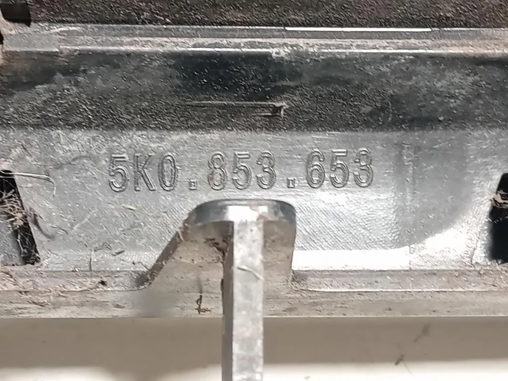 Griglia DI Ventilazione Paraurti ANT 5K0853653 Volkswagen GOLF VI 2009