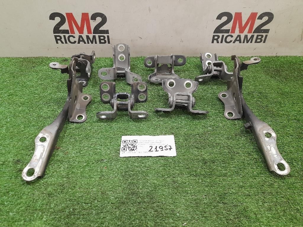 Cerniera Centrale Portello POST Toyota RAV 4 III 2006