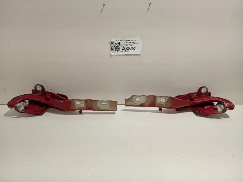 Cerniera Cofano ANT CERNIERA COFANO ANT DX+SX Alfa Romeo Giulietta 2010