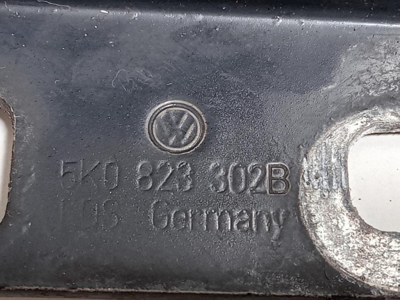 Cerniera Cofano ANT 5K0 823 301B DX+SX Volkswagen GOLF VI 2009