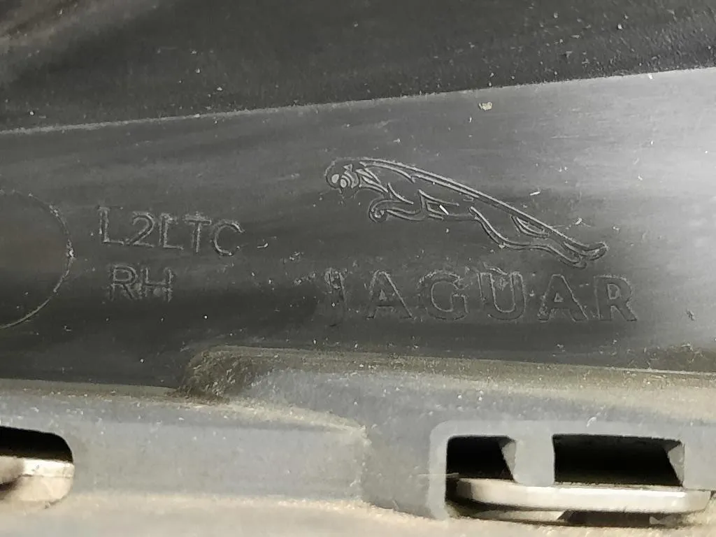 Griglia DI Ventilazione Paraurti ANT DX Jaguar XF I 2008