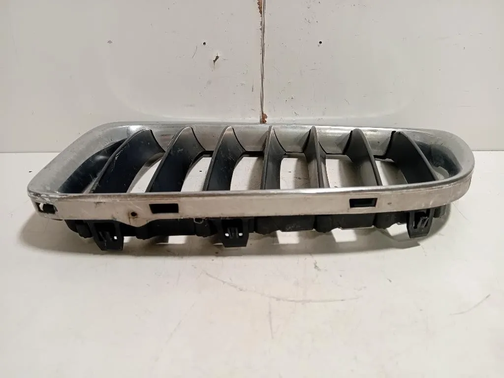 Griglia DI Ventilazione Paraurti ANT SX 51117303755 Bmw X1 E84 2010