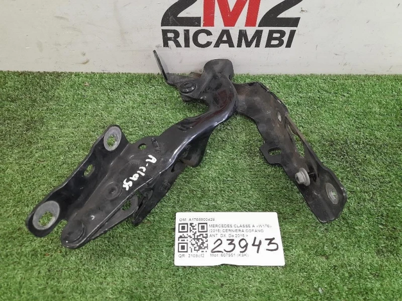 Cerniera Cofano ANT DX A1768800428 Mercedes Classe A W176 2015
