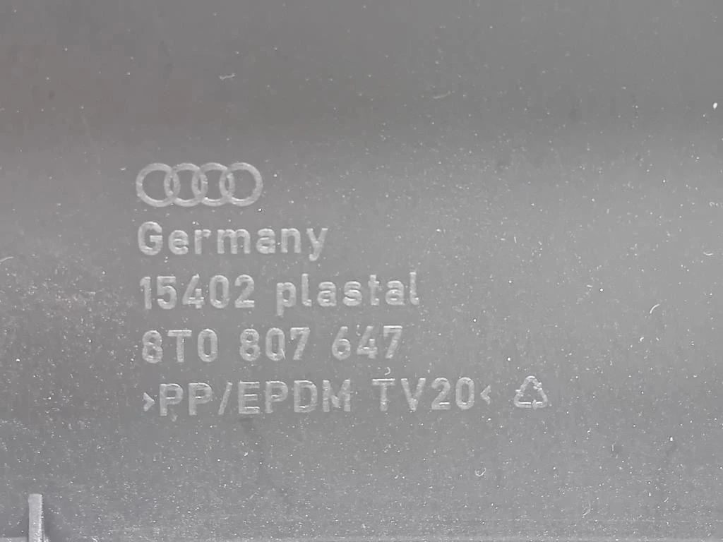 Griglia DI Ventilazione Paraurti INF ANT 8T0 807 647 Audi A5 8T3 2008