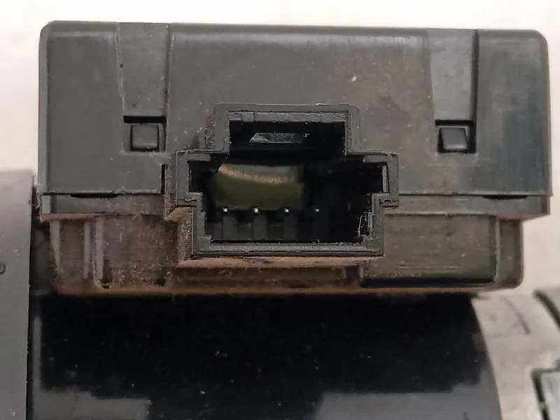 Bloccasterzo 8200826300 Dacia Sandero II 2016