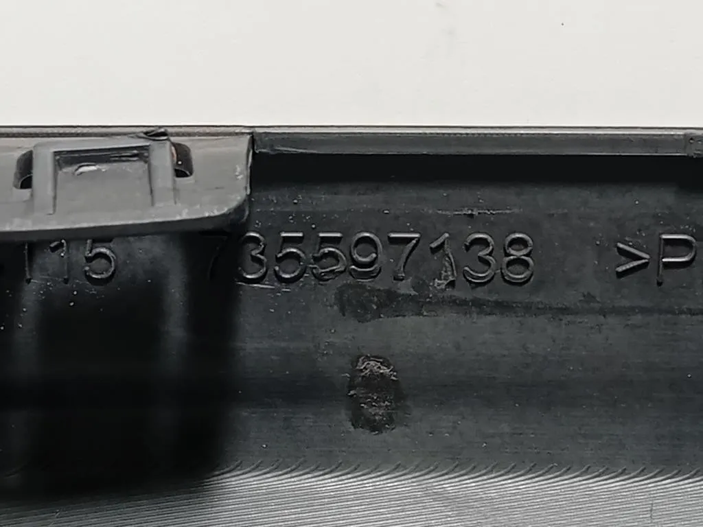 Griglia DI Ventilazione Paraurti INF ANT 735597138 Fiat 500X 2015